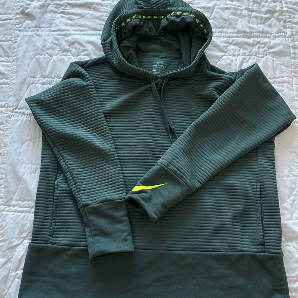 Women’s Dri Fit cropped hooded sweatshirt